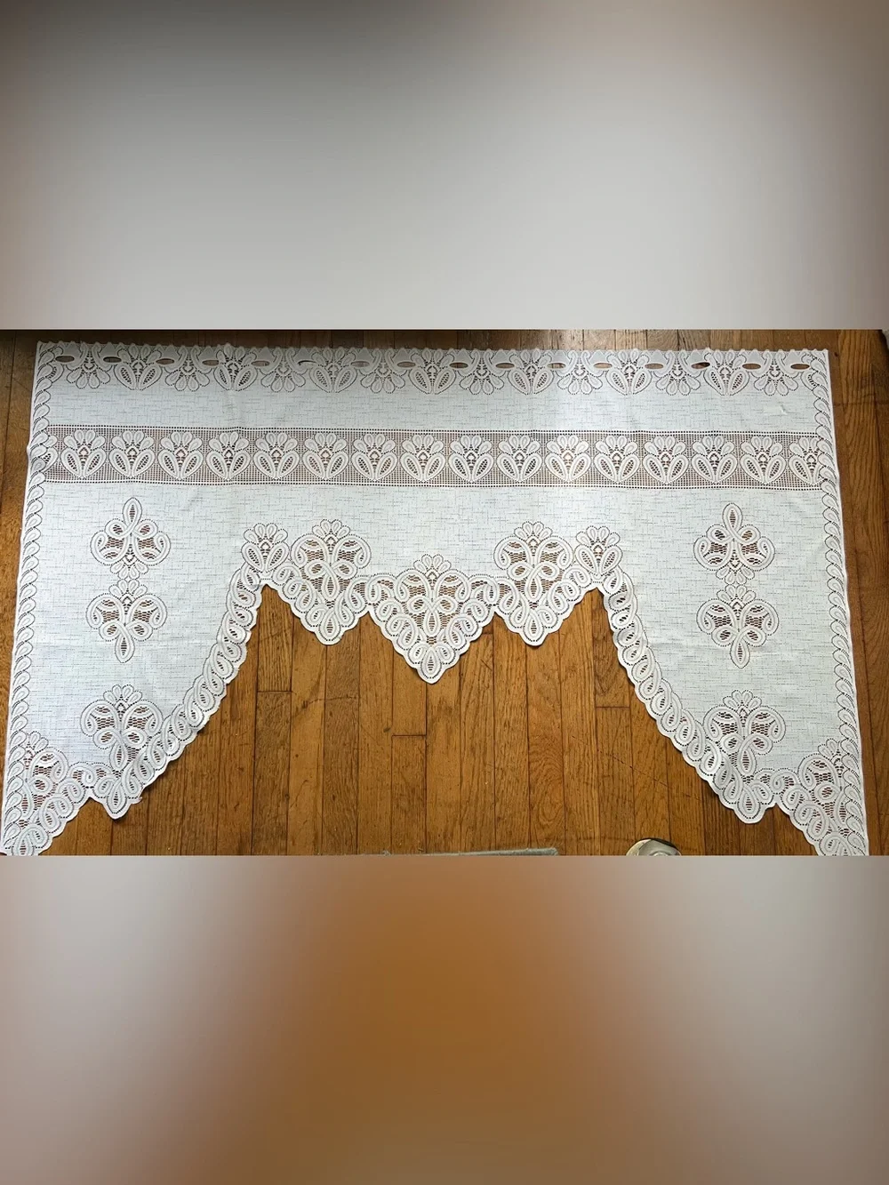 Set of Four White Lace Scalloped Valance Curtains